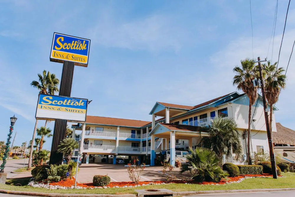 Scottish Inns and Suites - Near Kemah Boardwalk hotel hero