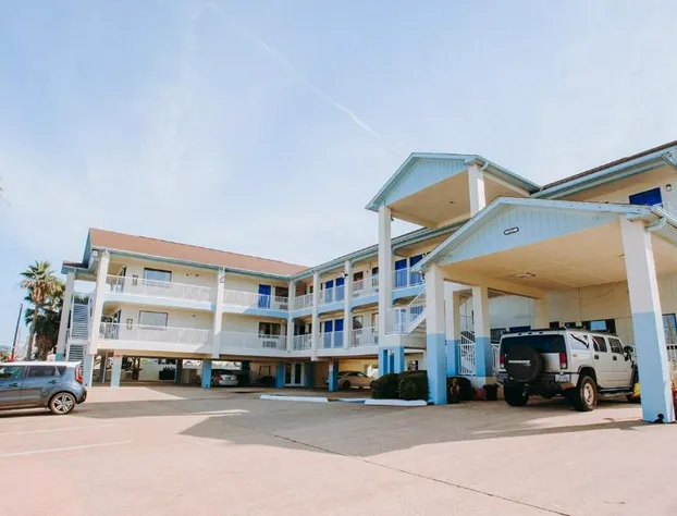 Scottish Inns and Suites - Near Kemah Boardwalk hotel detail image 2