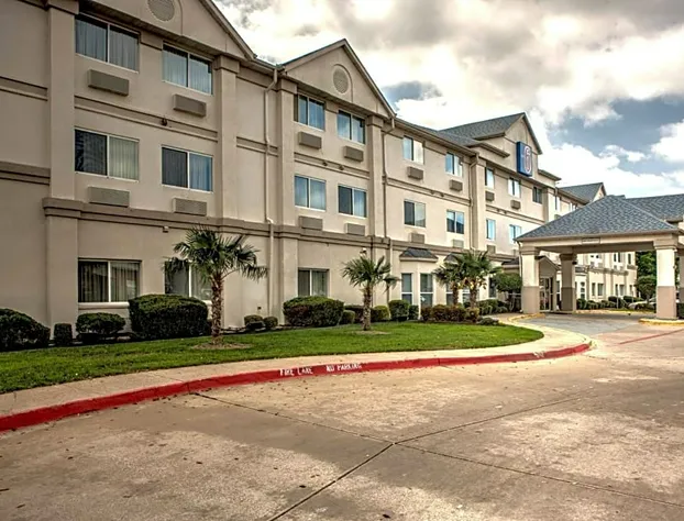 Motel 6 Dallas, TX - Northwest hotel detail image 1