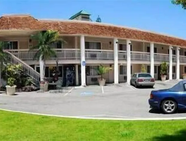 Caravelle Inn Extended Stay hotel detail image 2