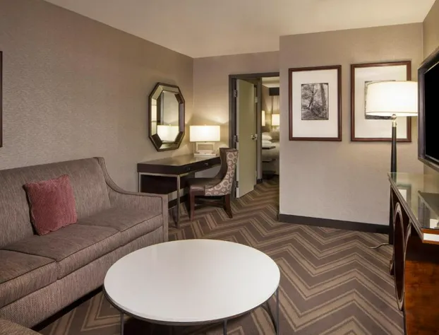 Sheraton Bucks County Langhorne hotel detail image 4