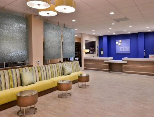 Holiday Inn Express & Suites Pasadena - Los Angeles by IHG hotel detail image 2