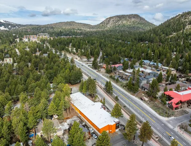 Quality Inn Near Mammoth Mountain Ski Resort hotel detail image 1