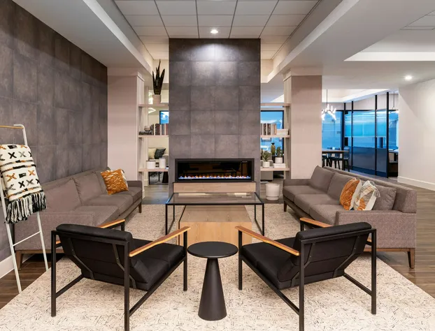 DoubleTree by Hilton Denver Cherry Creek hotel detail image 4