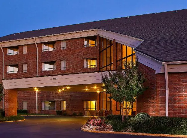 Sonesta Simply Suites Memphis East Poplar Pike ​ hotel detail image 1