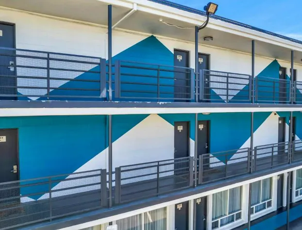 Eastside Lodge hotel detail image 1