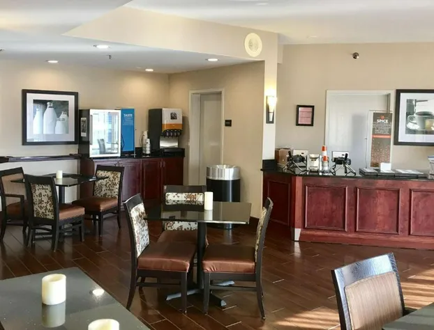 Hampton Inn Sevierville hotel detail image 4