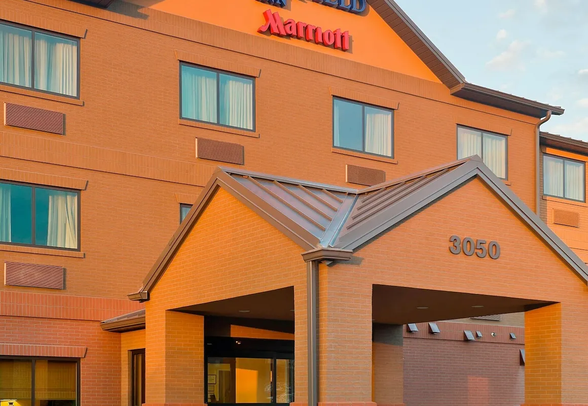 Fairfield Inn & Suites Lexington Keeneland Airport hotel hero