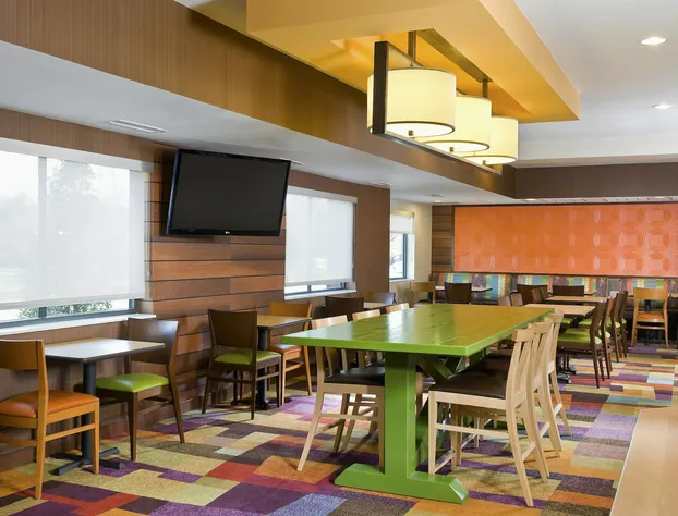 Fairfield Inn & Suites Lexington Keeneland Airport hotel detail image 2