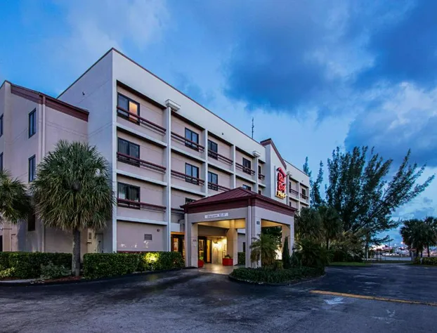 Red Roof Inn PLUS+ Miami Airport hotel detail image 2