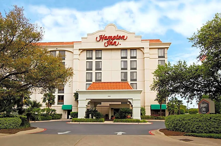 Hampton Inn Austin/Airport Area South hotel hero