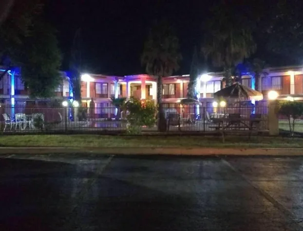 Knights Inn San Antonio near Frost Bank Center hotel detail image 3