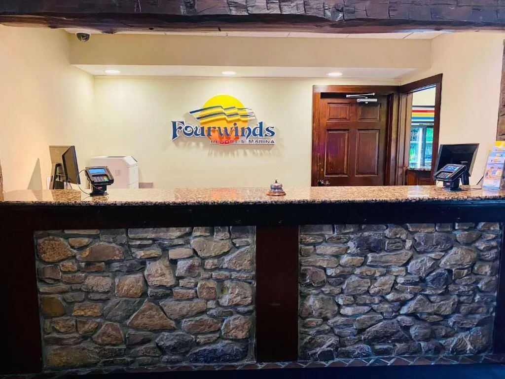 Fourwinds Lakeside Inn & Marina hotel hero