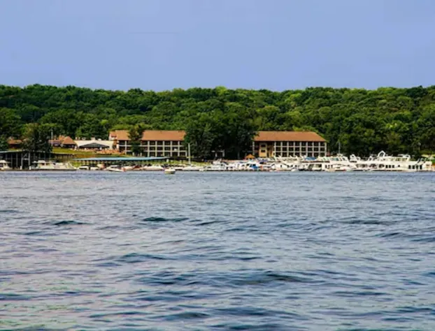 Fourwinds Lakeside Inn & Marina hotel detail image 1