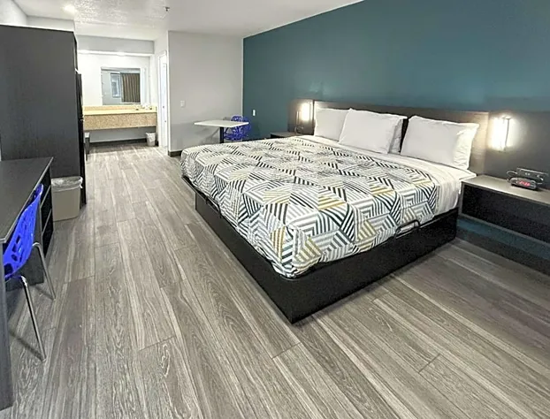 Studio 6 Bakersfield, CA - South hotel detail image 3