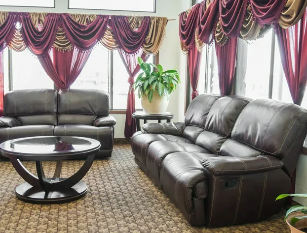 Econo Lodge Kansas City Downtown North hotel detail image 3