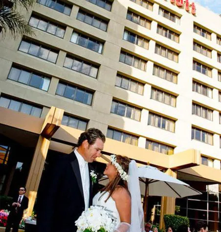 Long Beach Marriott hotel detail image 3