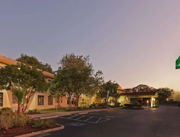 La Quinta Inn by Wyndham Austin Oltorf hotel detail image 1