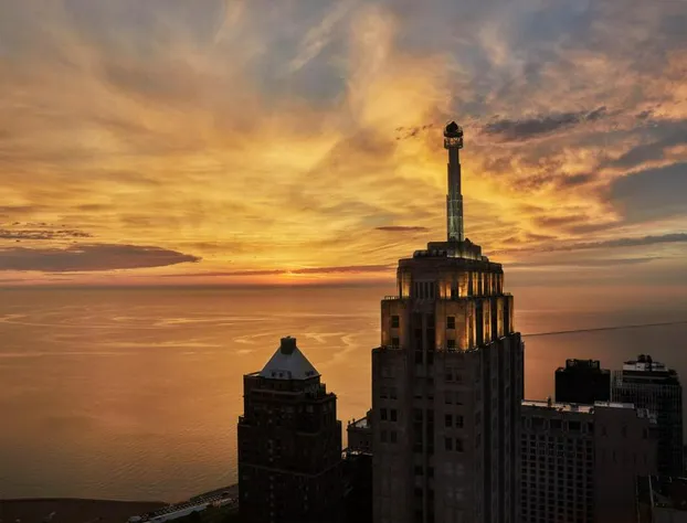 Four Seasons Hotel Chicago hotel detail image 2