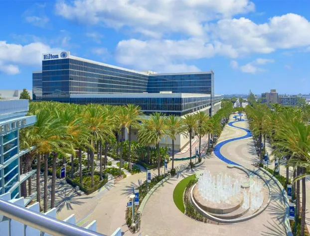 Hilton Anaheim hotel detail image 2