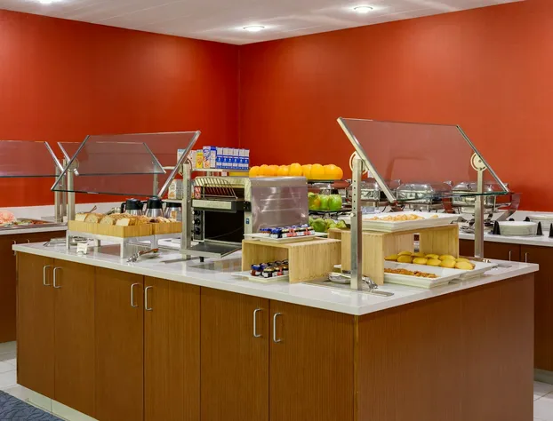 Crowne Plaza JFK Airport New York City, an IHG Hotel hotel detail image 2