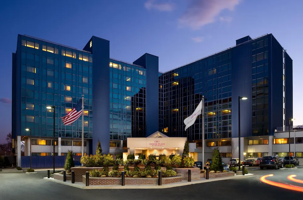 Crowne Plaza JFK Airport New York City, an IHG Hotel hotel hero