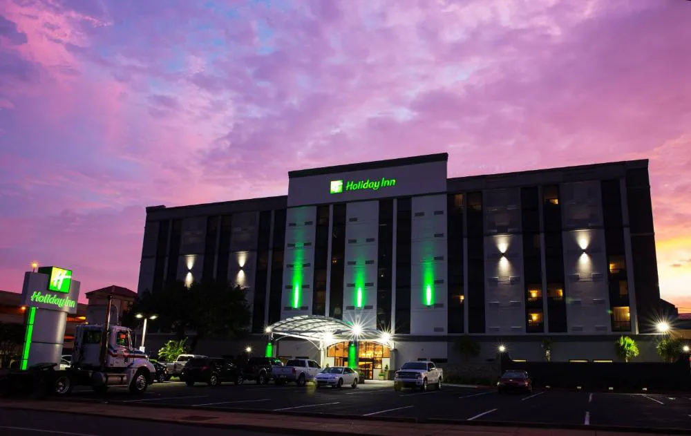 Holiday Inn Alexandria - Downtown by IHG hotel hero