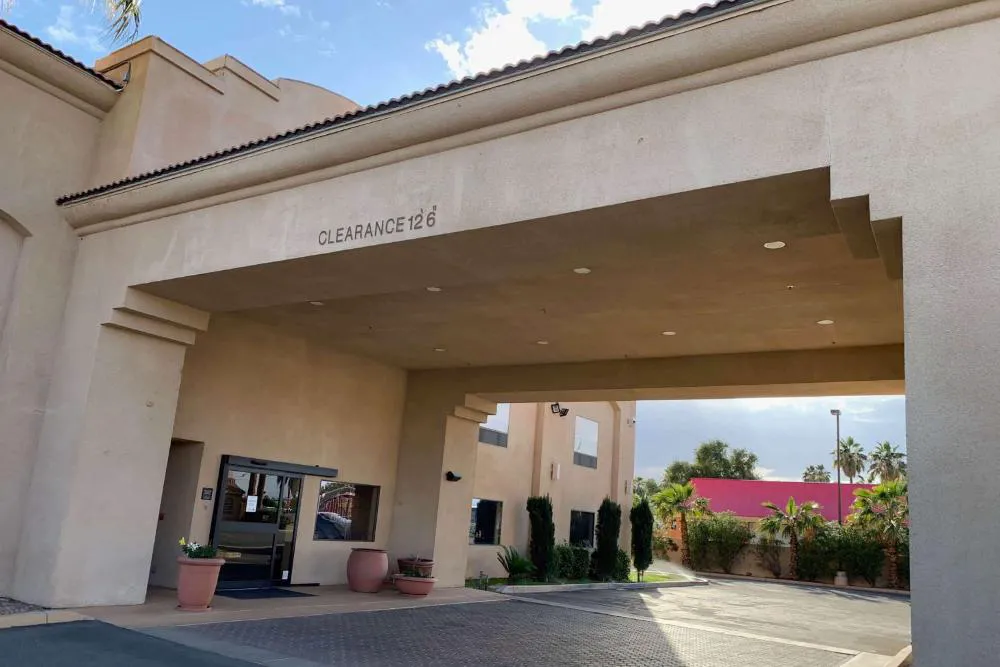 Days Inn by Wyndham Blythe hotel hero