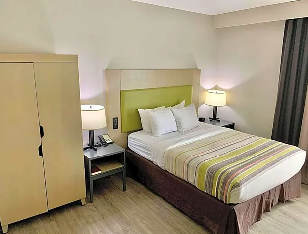 Country Inn & Suites by Radisson, Sandusky South, OH hotel detail image 4