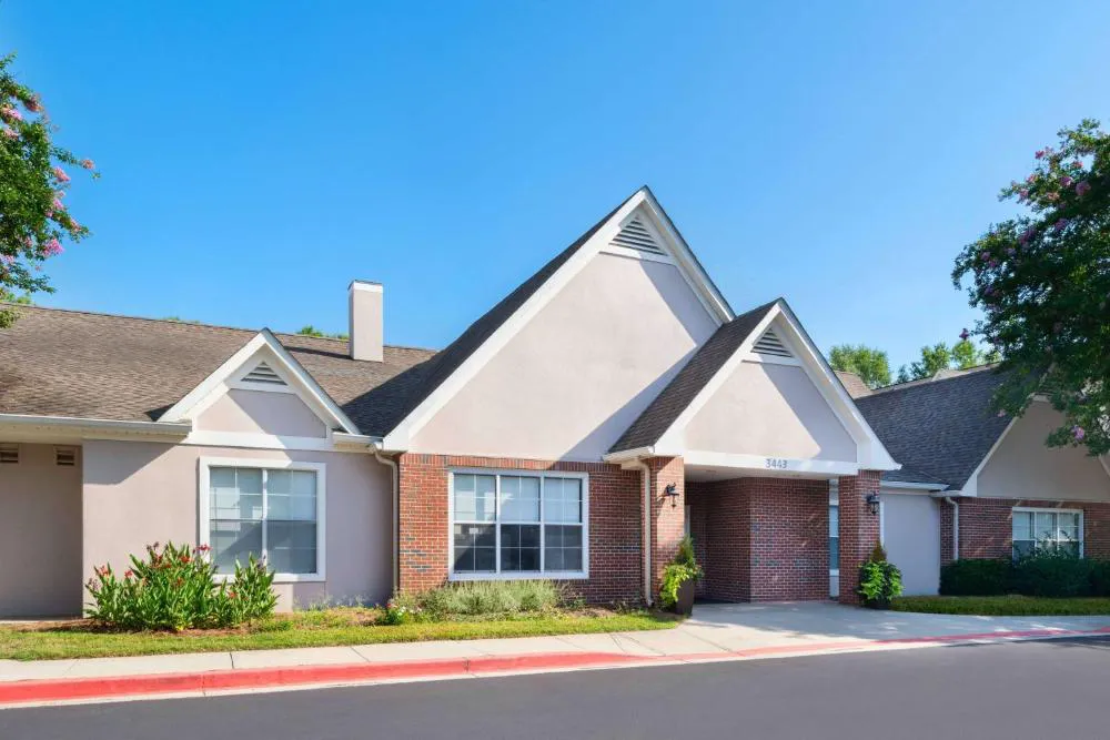 Sonesta ES Suites Atlanta Kennesaw Town Center hotel hero