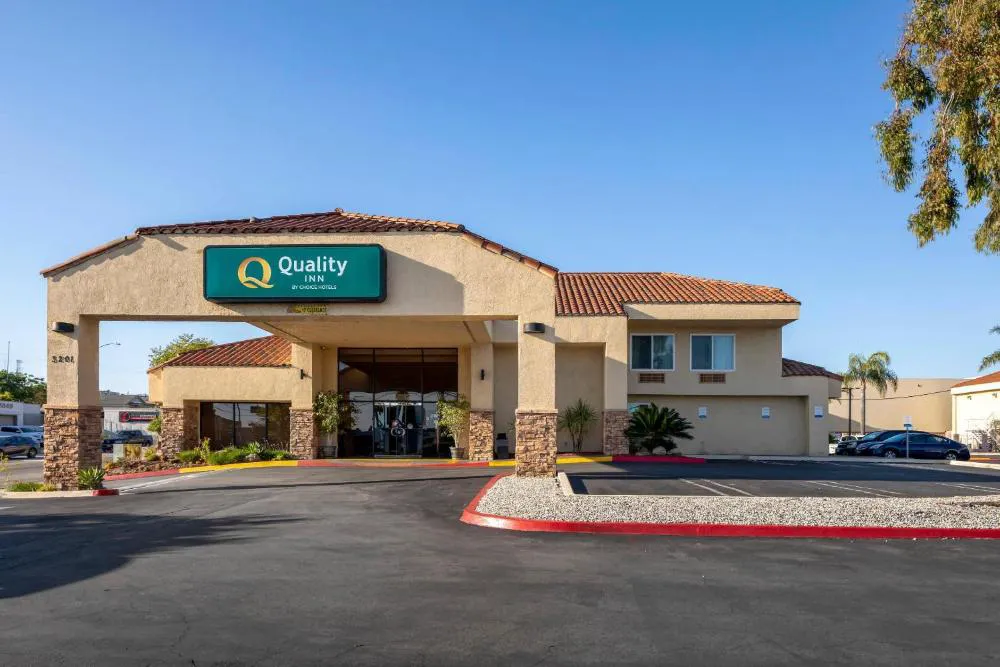 Quality Inn Long Beach - Signal Hill hotel hero