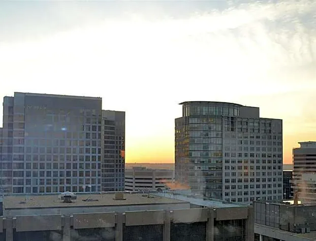 Holiday Inn Rosslyn at Key Bridge hotel detail image 1