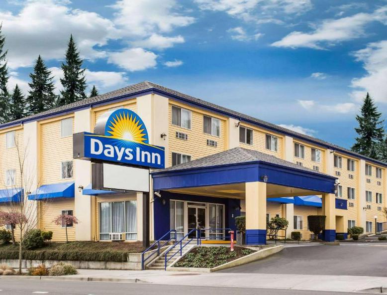 Days Inn by Wyndham Seattle Aurora hotel detail image 1