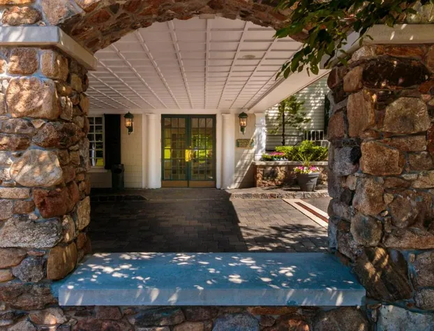 Olde Mill Inn hotel detail image 3