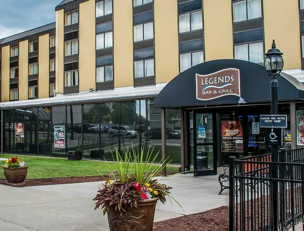 Quality Hotel & Suites At The Falls hotel detail image 3