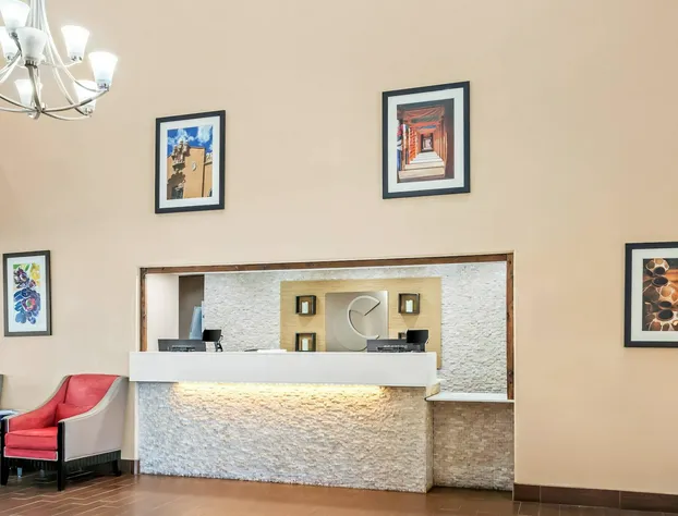 Comfort Inn Santa Fe South hotel detail image 4
