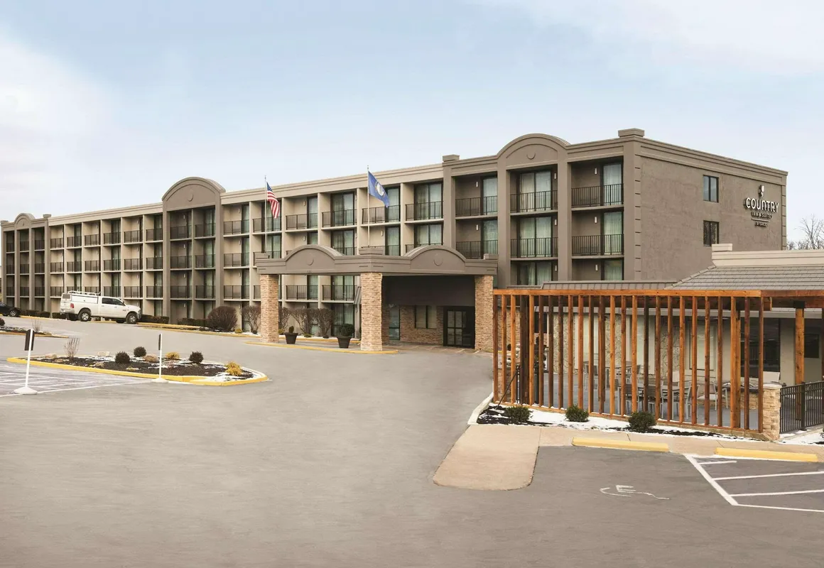 Country Inn & Suites by Radisson, Erlanger - Cincinnati South hotel hero