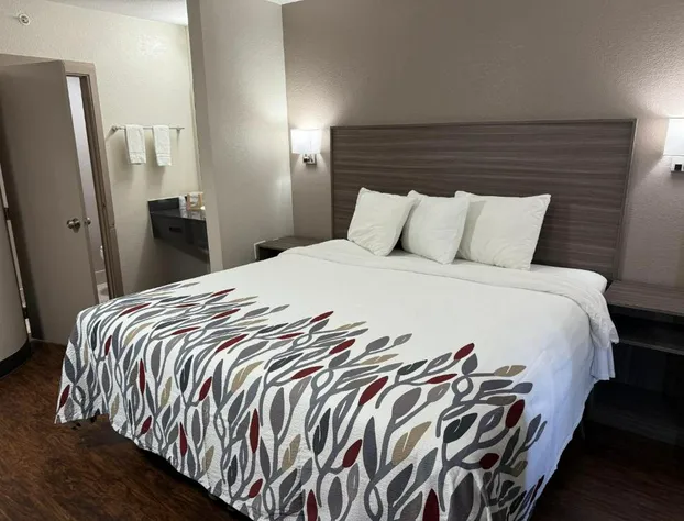 Red Roof Inn Austin - Round Rock hotel detail image 3