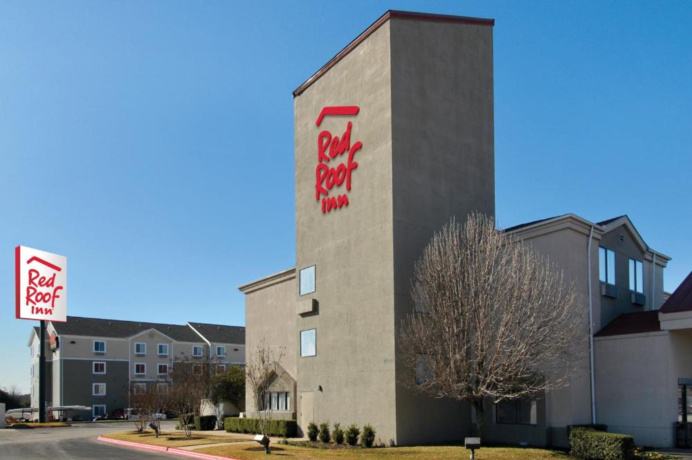 Red Roof Inn Austin - Round Rock hotel hero