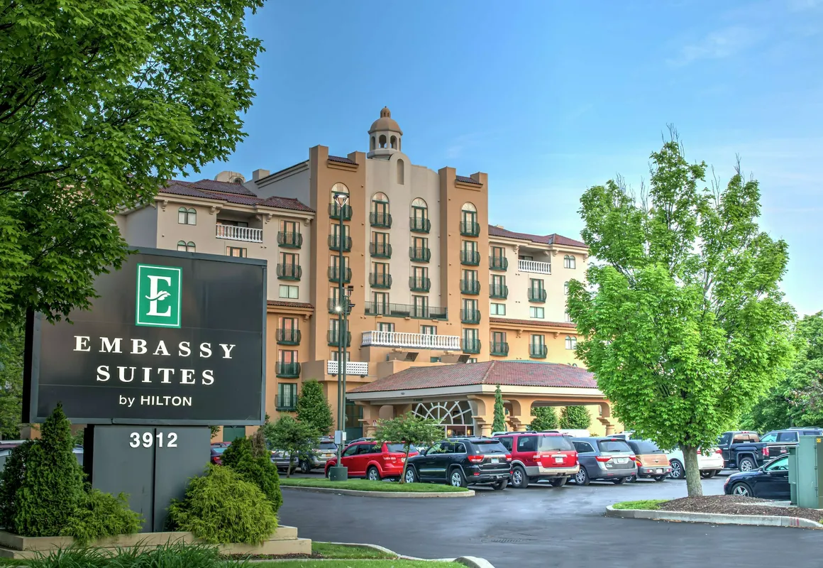 Embassy Suites by Hilton Indianapolis North hotel hero