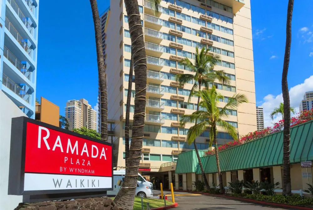 Ramada Plaza by Wyndham Waikiki hotel hero