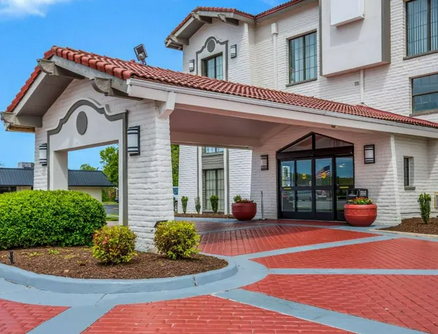 Quality Inn Hampton - Newport News hotel detail image 3