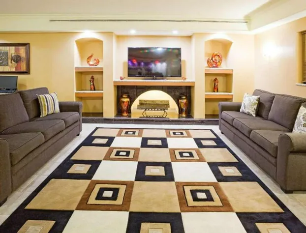 La Quinta Inn by Wyndham Chicago O'Hare Airport hotel detail image 4