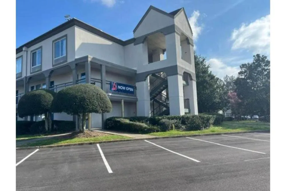 Studio 6 Suites Norcross, GA hotel hero