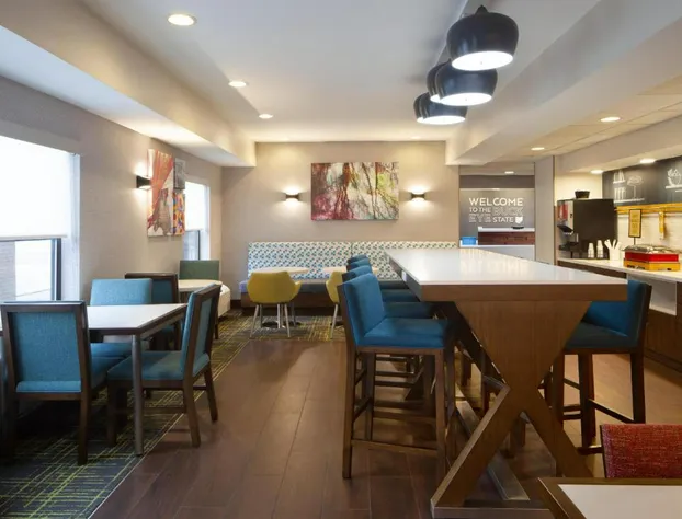 Hampton Inn Youngstown/Boardman hotel detail image 2