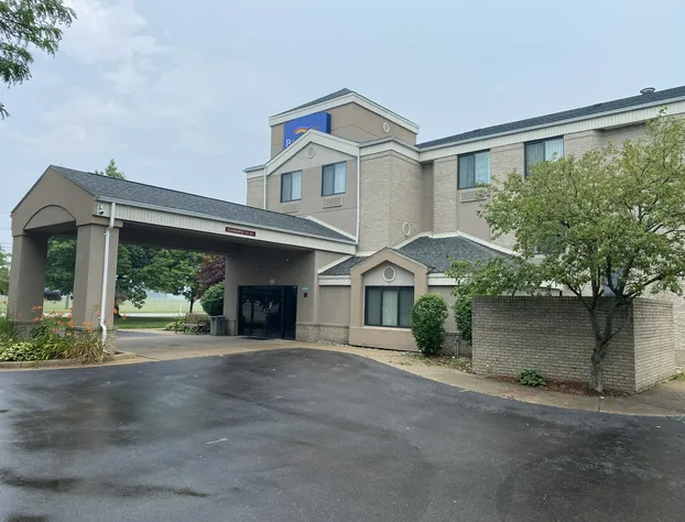 Baymont by Wyndham Flat Rock hotel detail image 2