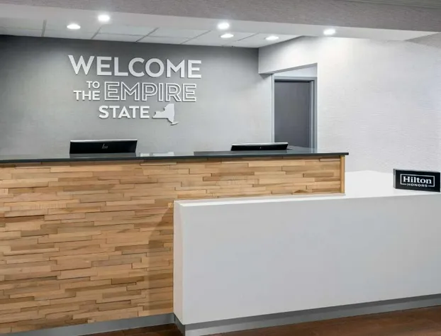 Hampton Inn Buffalo-Airport / Galleria Mall hotel detail image 3