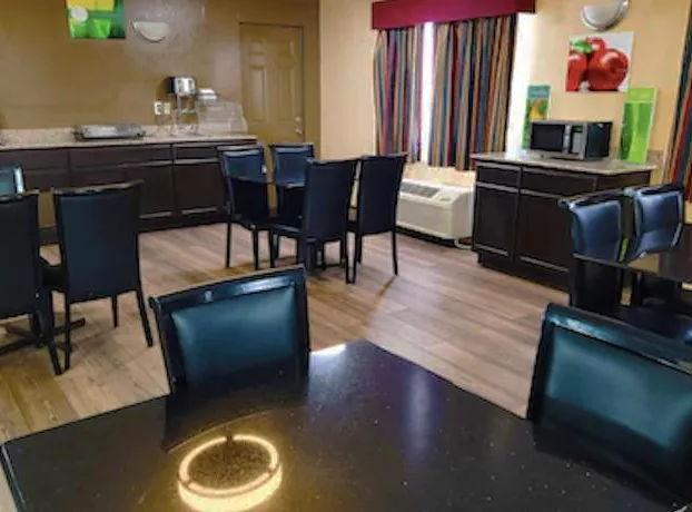 Quality Inn Del Rio hotel detail image 3