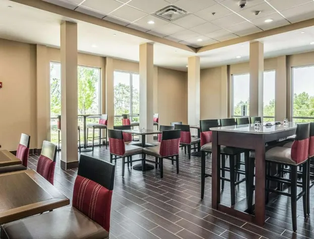 Comfort Inn Edwardsville - St. Louis hotel detail image 3