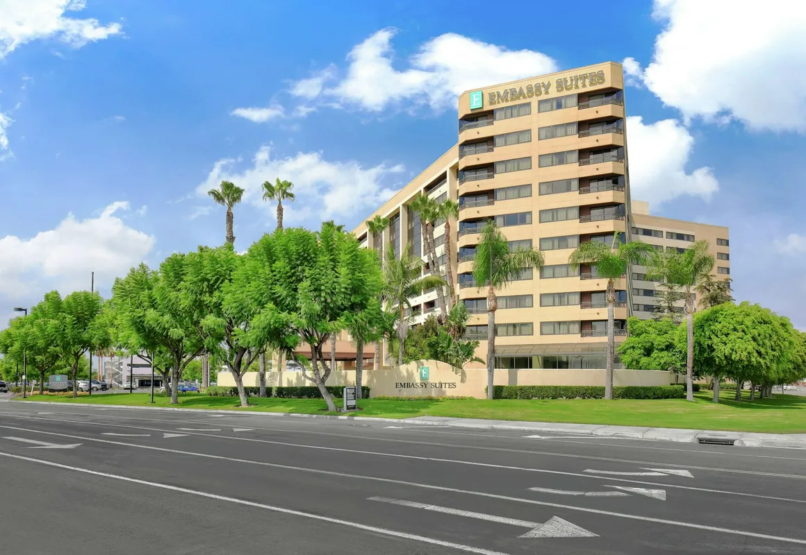 Embassy Suites by Hilton Anaheim Orange hotel hero
